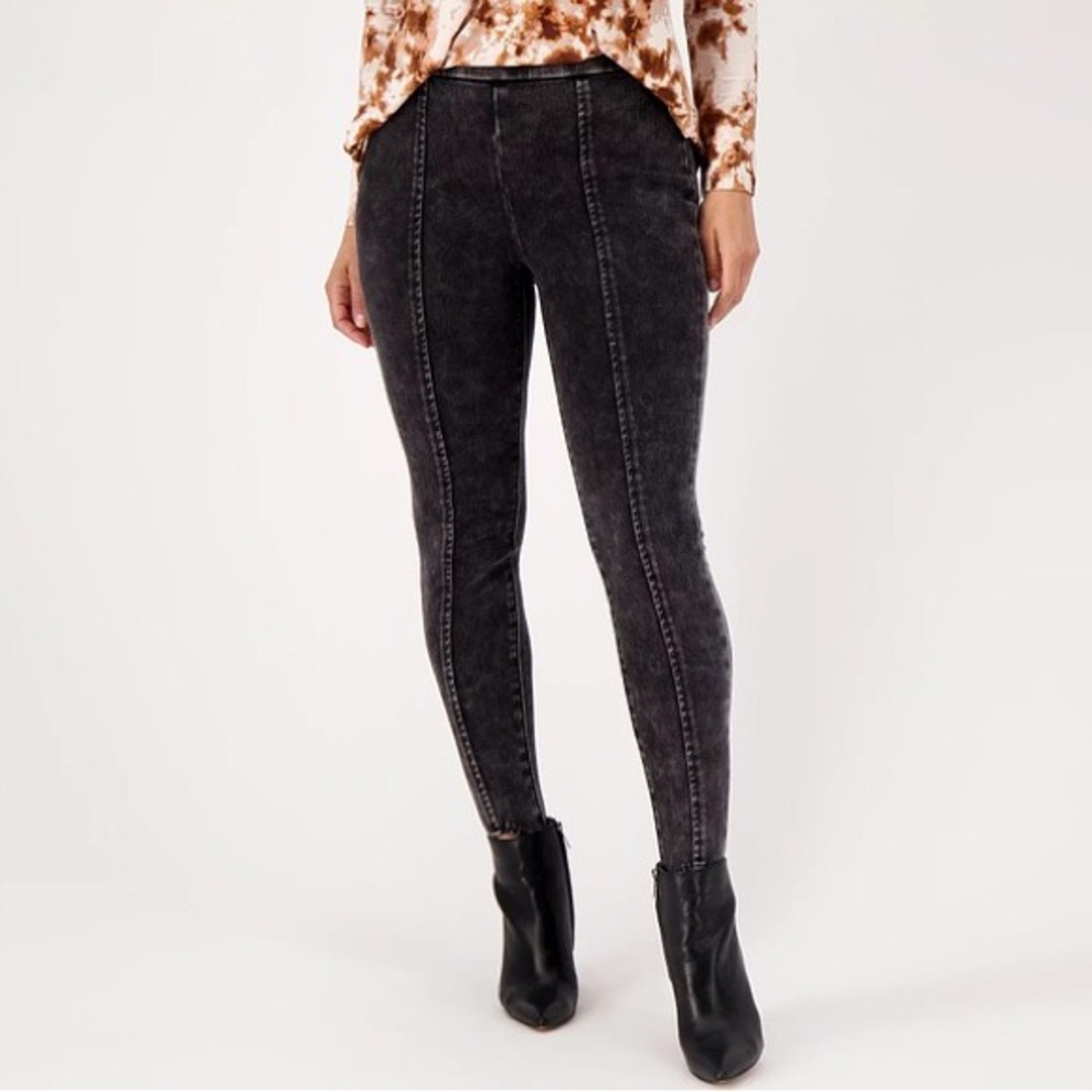 NWT Lori Goldstein Black Stirrup Jeans- Sz 12P